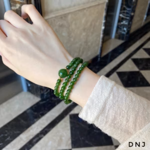 Vòng Tay Thạch Anh Màu Ngọc Bích Quấn Ba 6 Ly - Thắng Giang