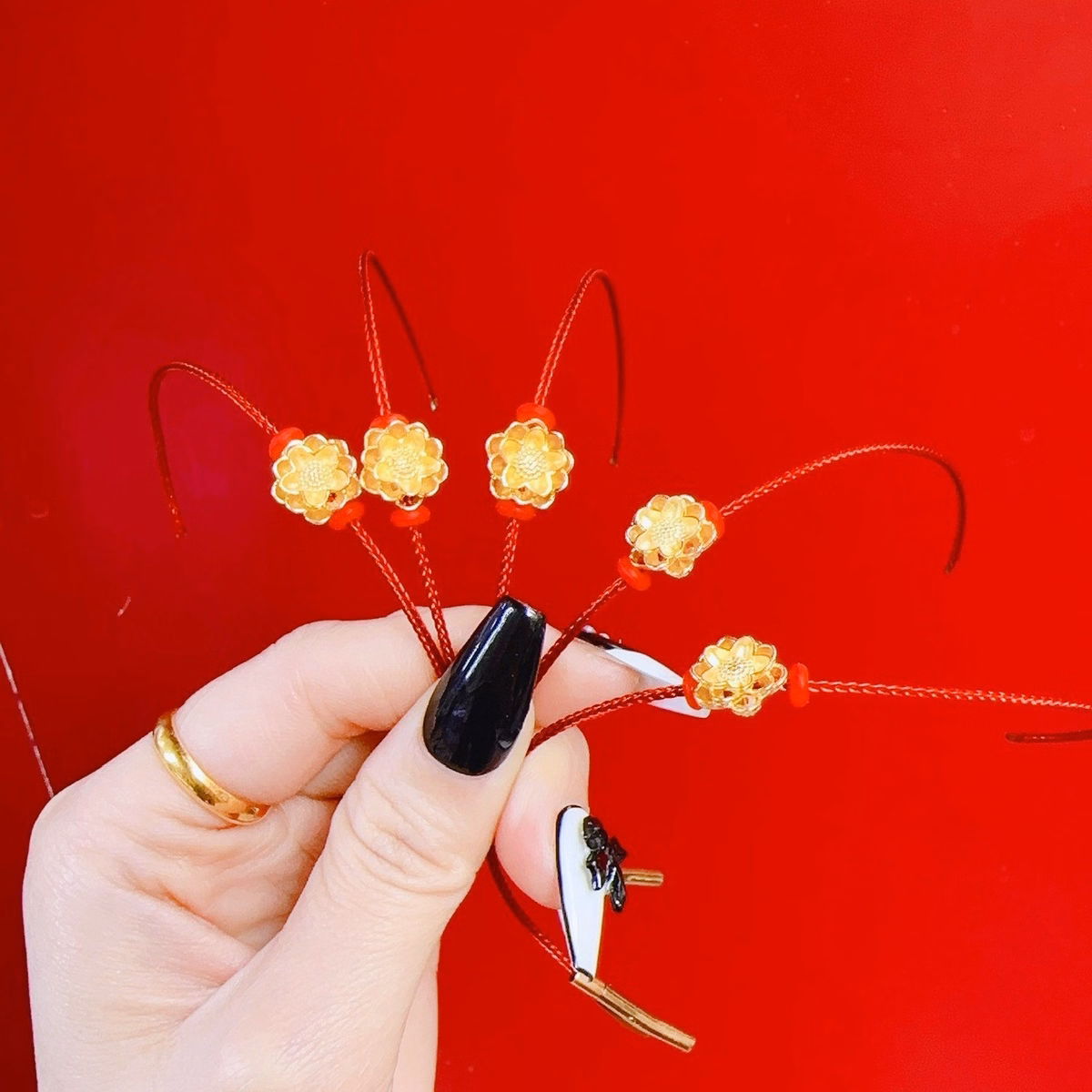 Vòng Tay Hoa Sen Bạc Ta Xi Vàng 24Kara Có Thẻ Hóa Đơn - Thắng Giang - Ảnh 4