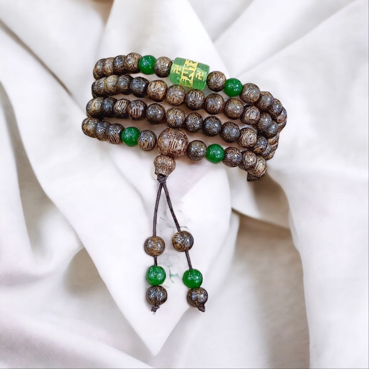 Vòng Tay Trầm Hương Tốc Thiên Nhiên 108 Hạt Phối Lu Trú Bình An - Thắng Giang - Ảnh 9