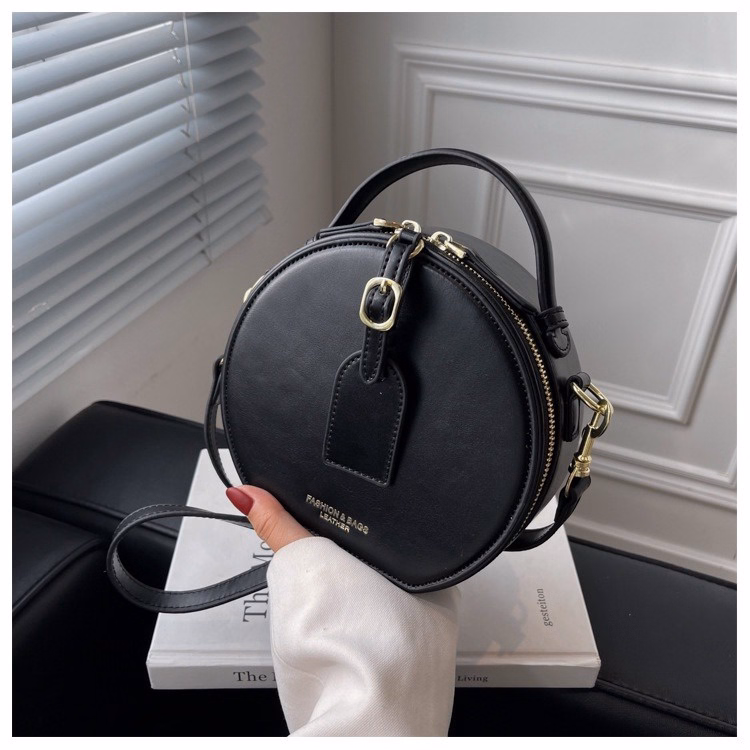 Túi Xách Nữ Đeo Chéo Dáng Hộp Tròn Xinh Xắn Wh4 - Winnie House - Ảnh 3