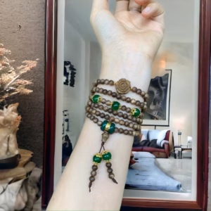 Vòng Tay Trầm Hương Tốc Thiên Nhiên 4 Ly Phối Lu Thống Charm Hoa Hồng - Thắng Giang