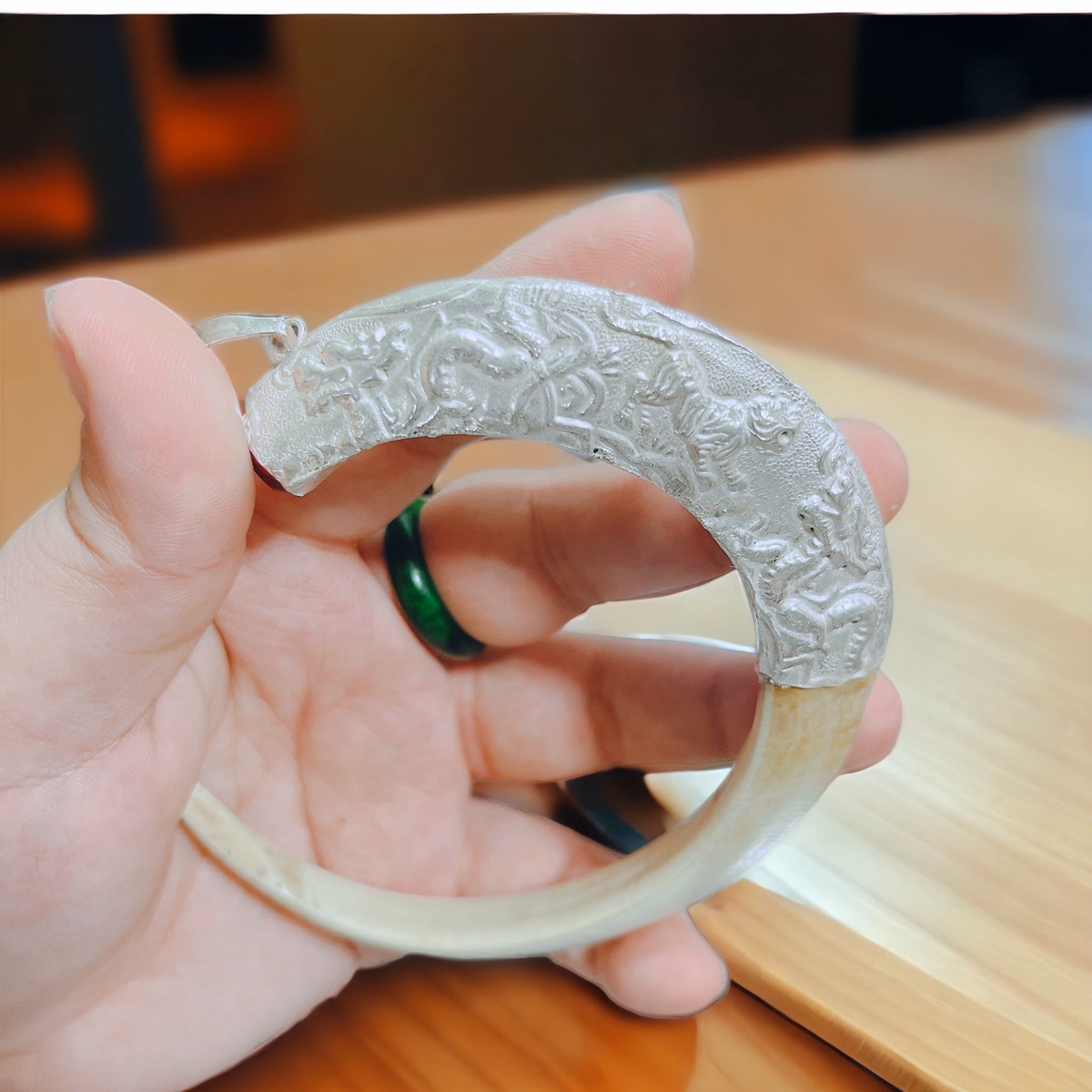 Mặt Dây Chuyền Nanh Heo Thật Bọc Bạc Ta Cổ - Thắng Giang - Ảnh 4