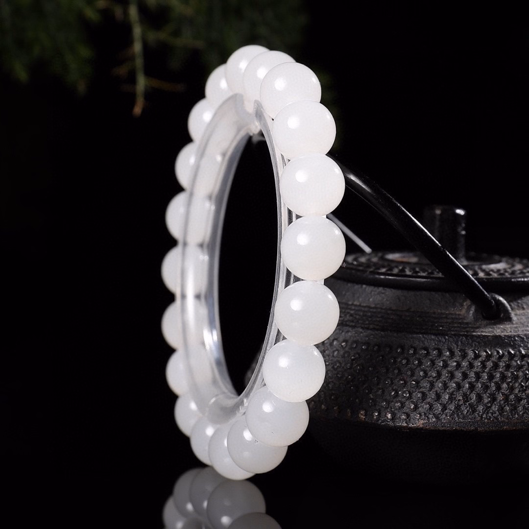 Vòng Tay Mã Não Trắng 8 Ly - Thắng Giang - Ảnh 2