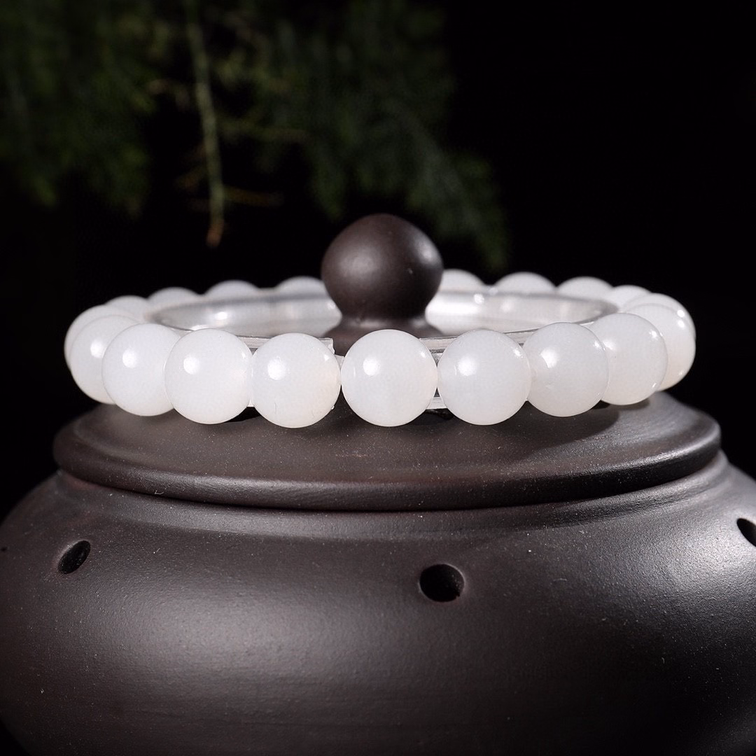 Vòng Tay Mã Não Trắng 8 Ly - Thắng Giang - Ảnh 3