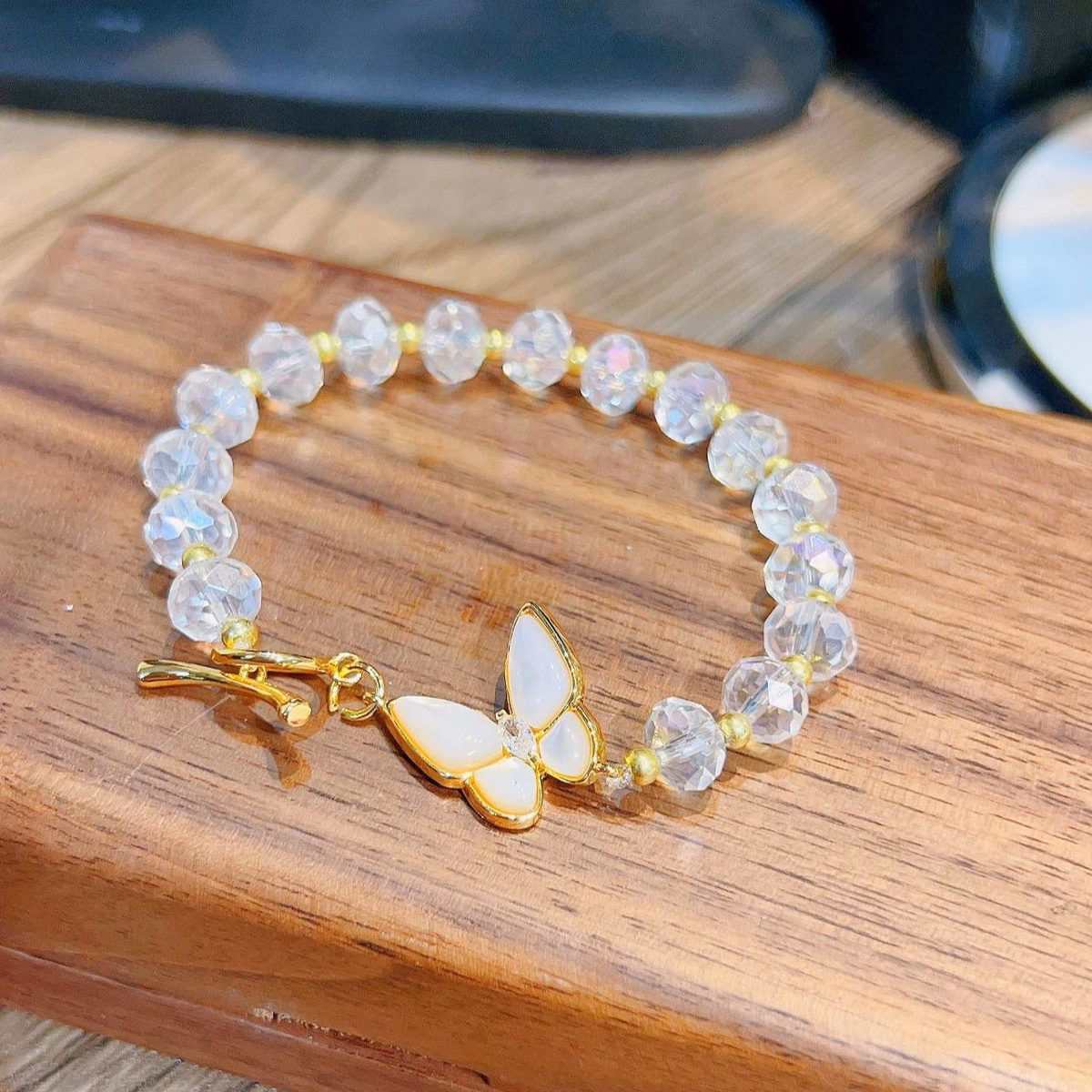 Lắc Tay Khóa Hồ Điệp Pha Lê Phối Bạc Xi Vàng - Thắng Giang