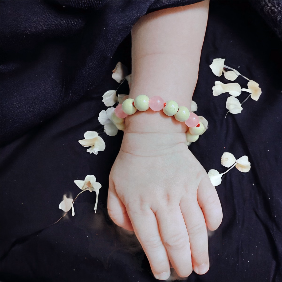 Vòng Tay Dâu Tằm Cành Phối Đá Thạch Anh Hồng Thiên Nhiên - Thắng Giang - Ảnh 4