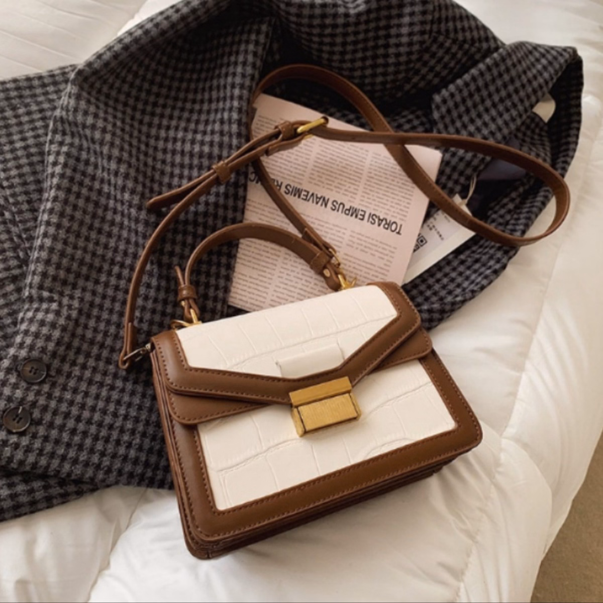 Túi Xách Nữ Đeo Chéo Cao Cấp Vân Da Rắn Phối Màu Đẹp Size 20 T008 - Trùm Sỉ Vn - Ảnh 4