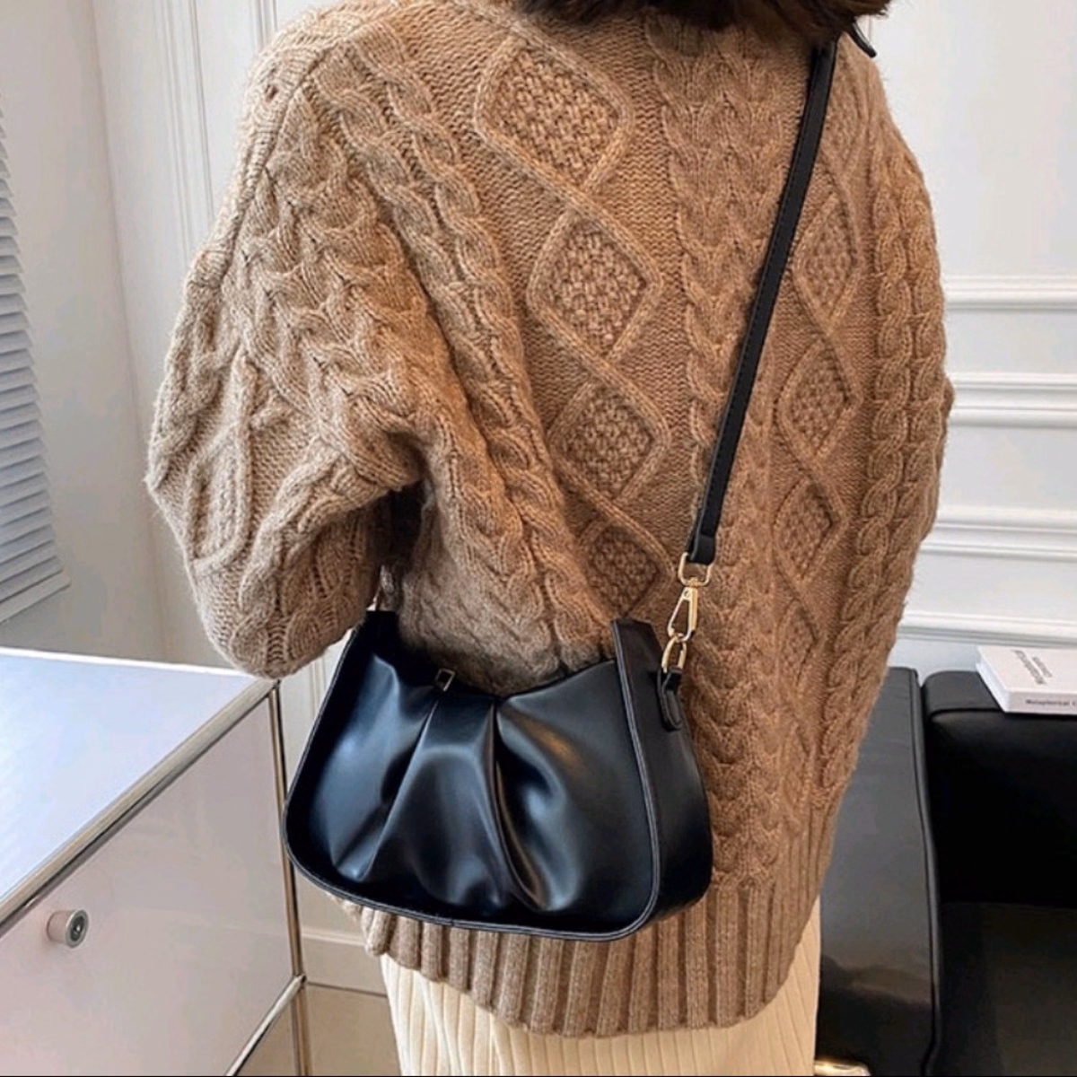 Túi Xách Nữ Đeo Chéo Xếp Ly Cao Cấp Quai Tết Da Lì Size 22 T073 - Trùm Sỉ Vn - Ảnh 6