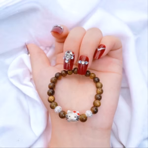 Vòng Tay Vòng Tay Trầm Hương Tốc Thiên Nhiên Phối Kitty - Thắng Giang