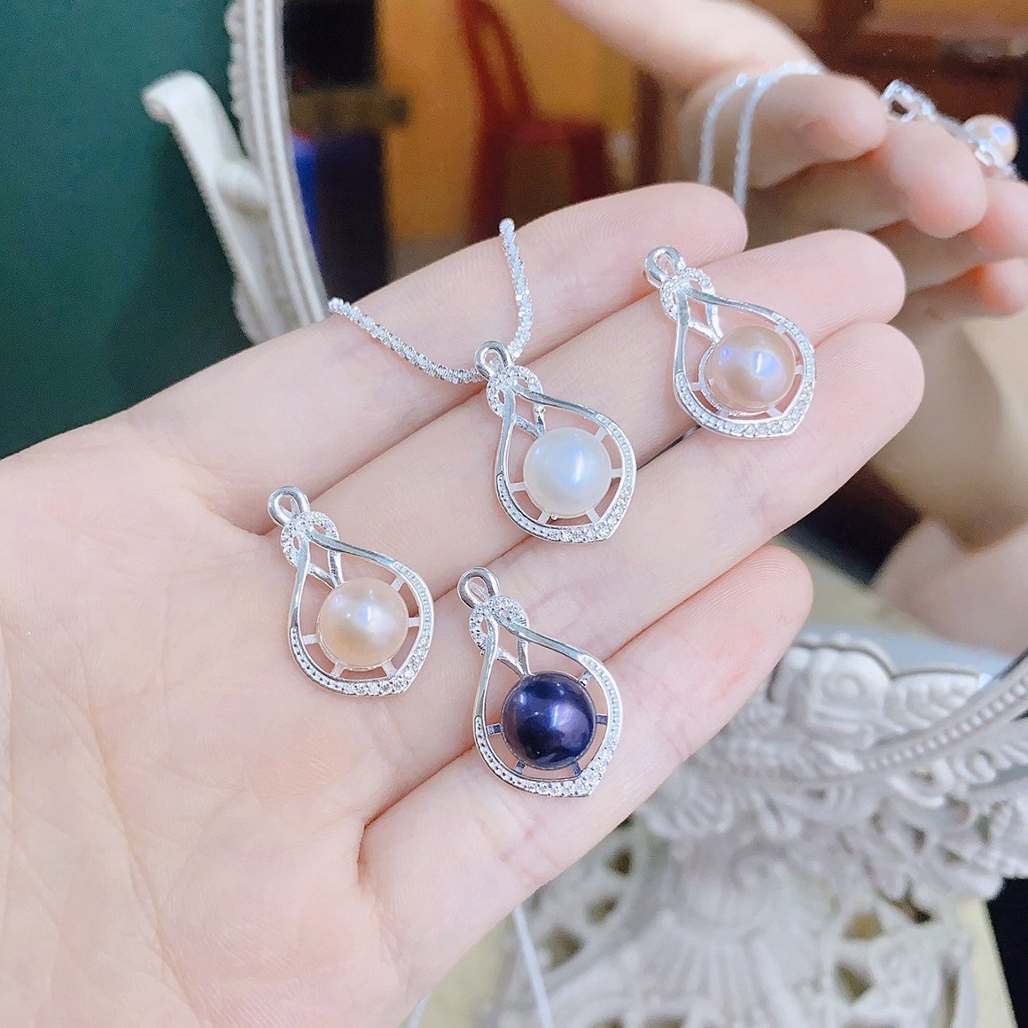 Dây Chuyền Xù Mặt Ngọc Trai Nuôi Nước Ngọt Thiên Nhiên Bạc Ta Cao Cấp - Thắng Giang - Ảnh 2