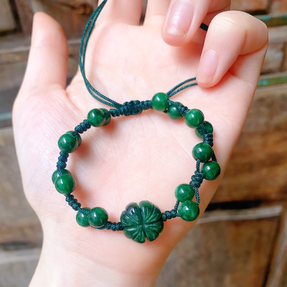 Vòng Tay Cỏ Bốn Lá Ngọc Cẩm Thạch Thiên Nhiên Tết Dây Xanh - Thắng Giang - Ảnh 2