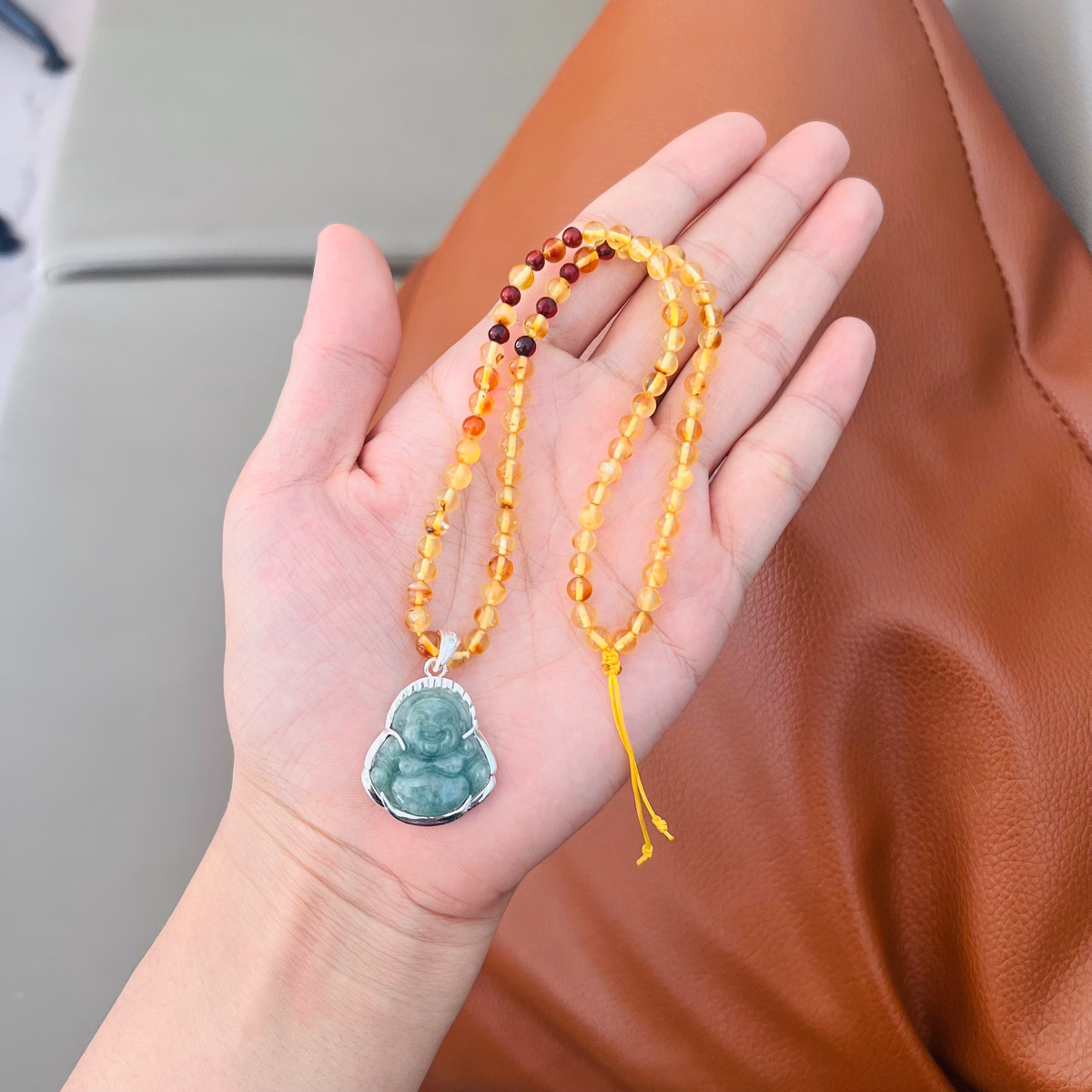 Vòng Cổ Hổ Phách Phối Phật Di Lặc Ngọc Cẩm Thạch - Thắng Giang - Ảnh 3