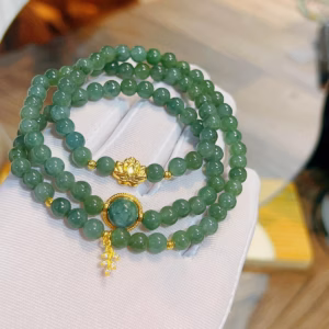 Vòng Tay Ngọc Lam Phối Charm Vàng Có Thẻ Hóa Đơn - Thắng Giang