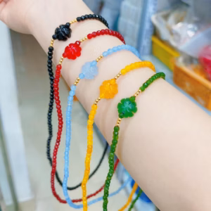 Vòng Tay Cỏ Bốn Lá Đá Mã Não 4 Ly - Thắng Giang