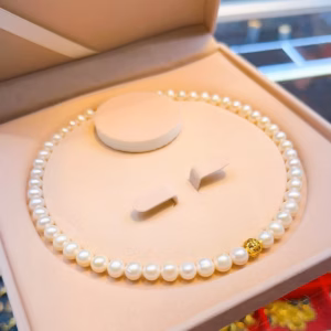 Vòng Cổ Ngọc Trai Nuôi Thiên Nhiên Phối Charm Bi Xi Vàng - Thắng Giang