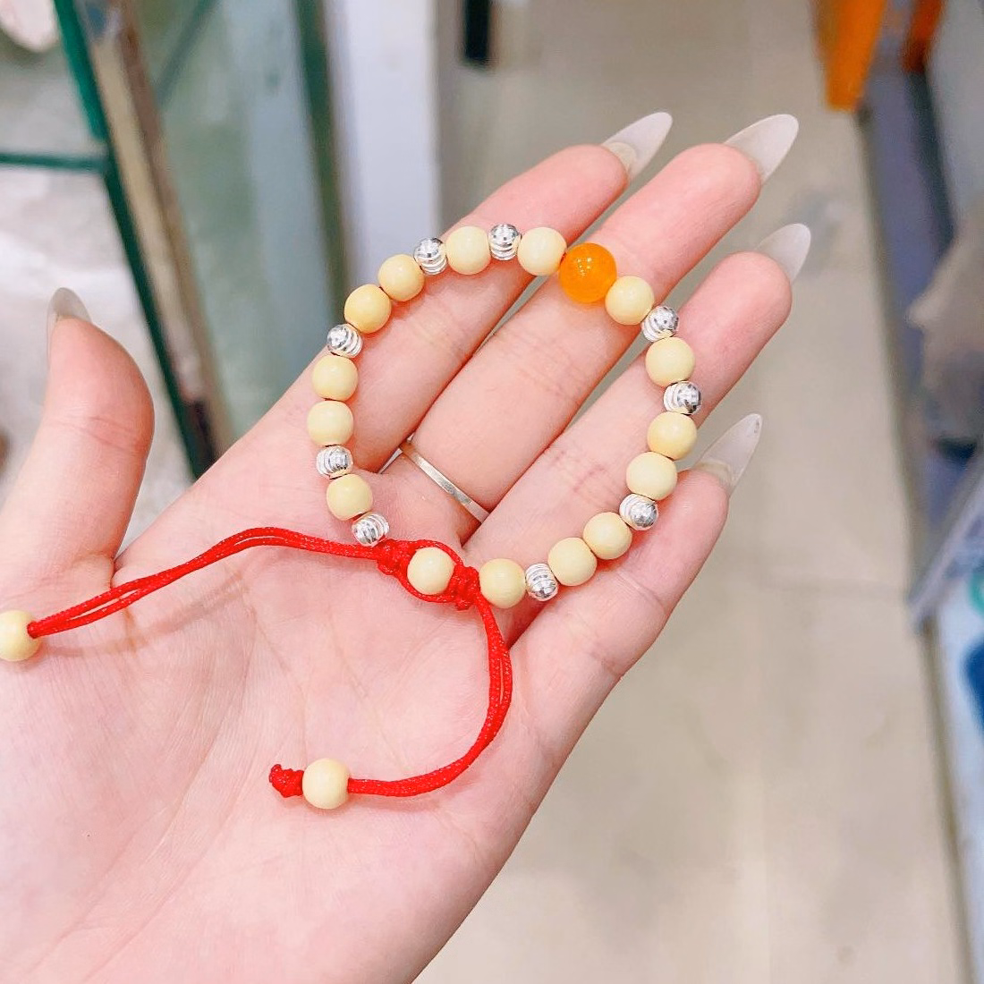 Vòng Tay Dâu Tằm Đá Phong Thủy 9 Bi Bạc Bé Gái - Thắng Giang - Ảnh 2