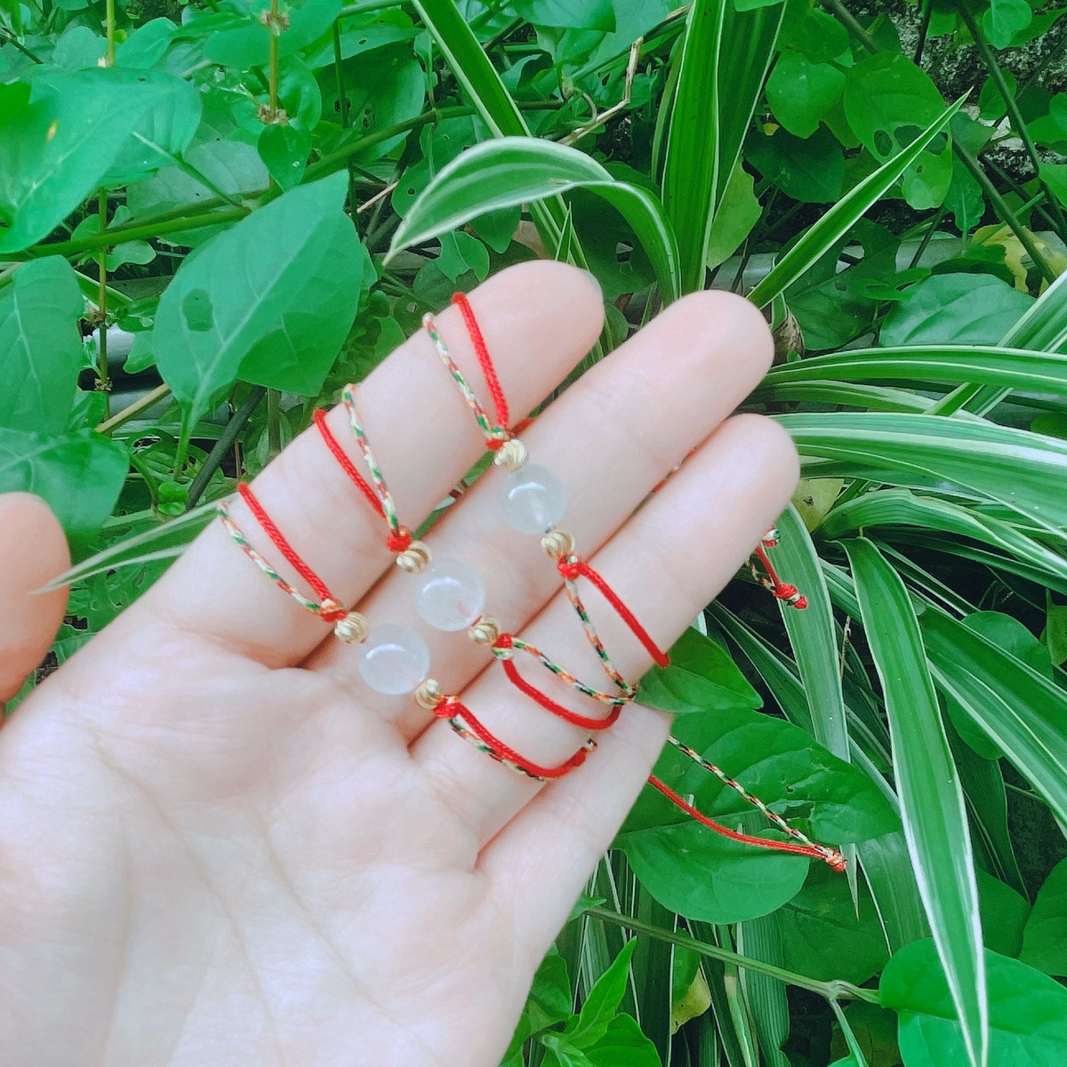 Vòng Tay Chỉ Ngũ Sắc May Mắn Tết Hạt Ngộc Trắng Được Gia Hộ Trì Trú - Thắng Giang - Ảnh 4