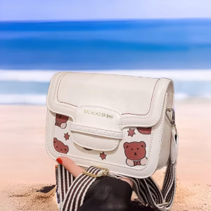 Túi Đeo Chéo Họa Tiết Gấu Xinh Xắn Đi Làm, Đi Chơi Tiện Lợi Pp21 - Pipi Store