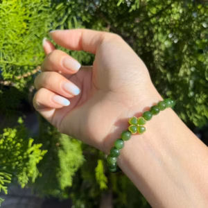 Vòng Tay Cỏ Bốn Lá Thạch Anh Màu Ngọc Bích 6 Ly - Thắng Giang