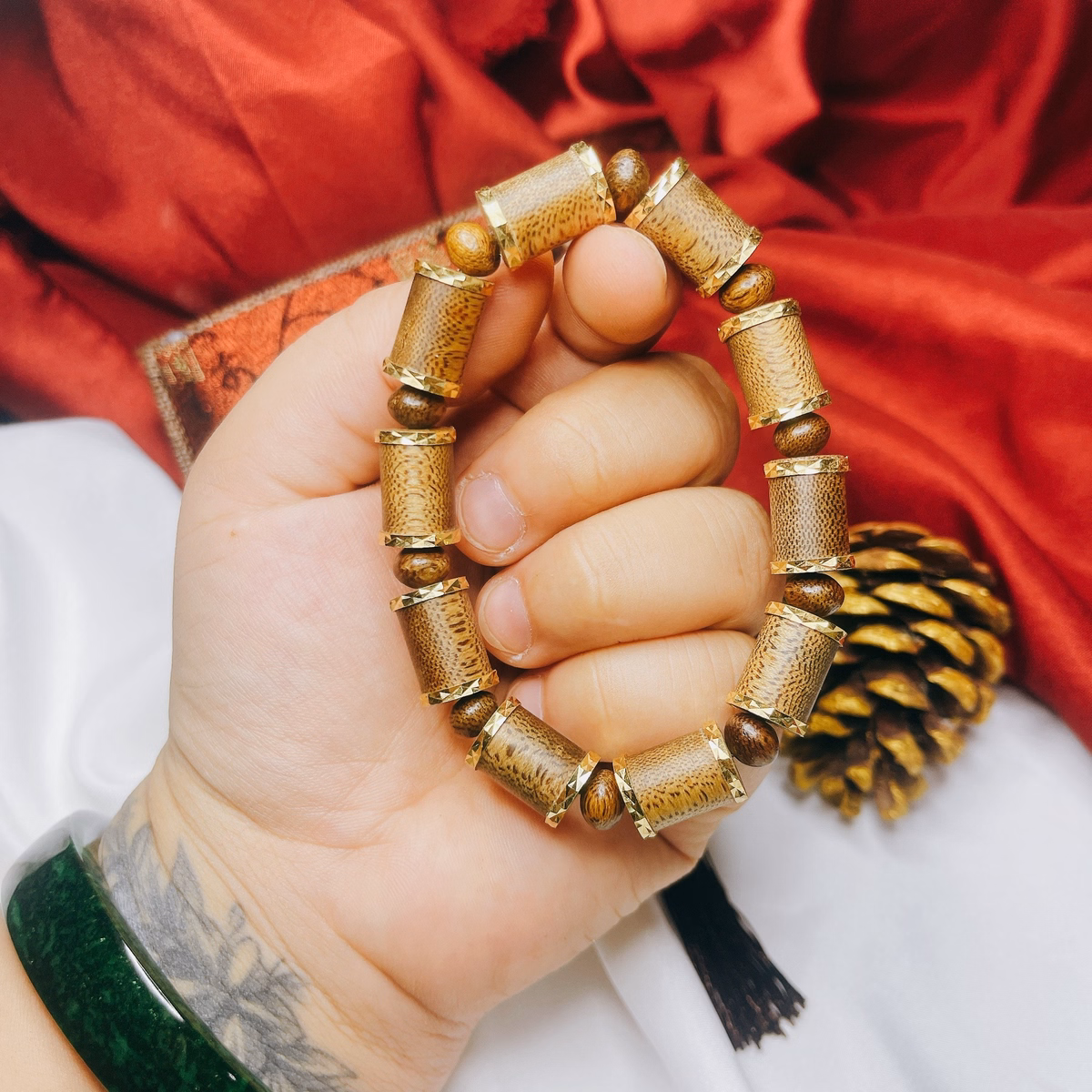 Vòng Tay Trầm Hương Tốc Thiên Nhiên Bọc Xi Vàng - Thắng Giang - Ảnh 5