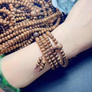 Vòng Tay Trầm Hương Tốc Thiên Nhiên Hạt Dẹt 6 Ly - Thắng Giang