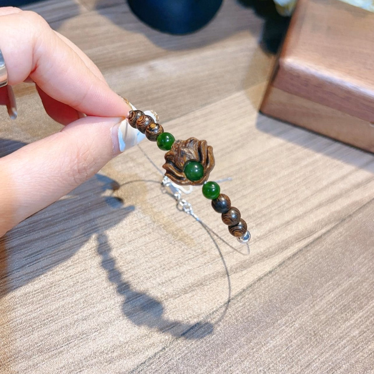 Vòng Tay Sen Trầm Hương Sánh Chìm Thiên Nhiên Khung Bạc Ta - Thắng Giang - Ảnh 2