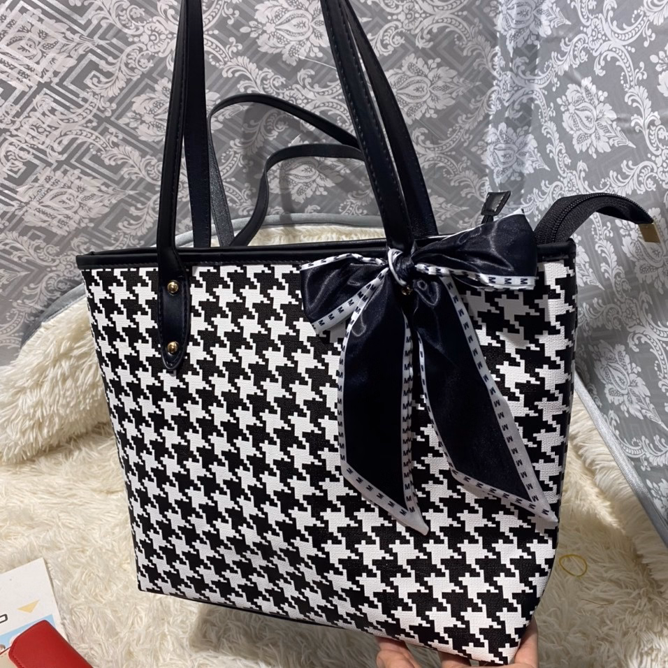 Túi Xách Tote Nữ Công Sở Họa Tiết Kẻ Đi Làm Phong Cách Alzzang Cỡ Lơn Kèm Nơ Xinh Đi Chơi 212 - Larita Fashion - Ảnh 6