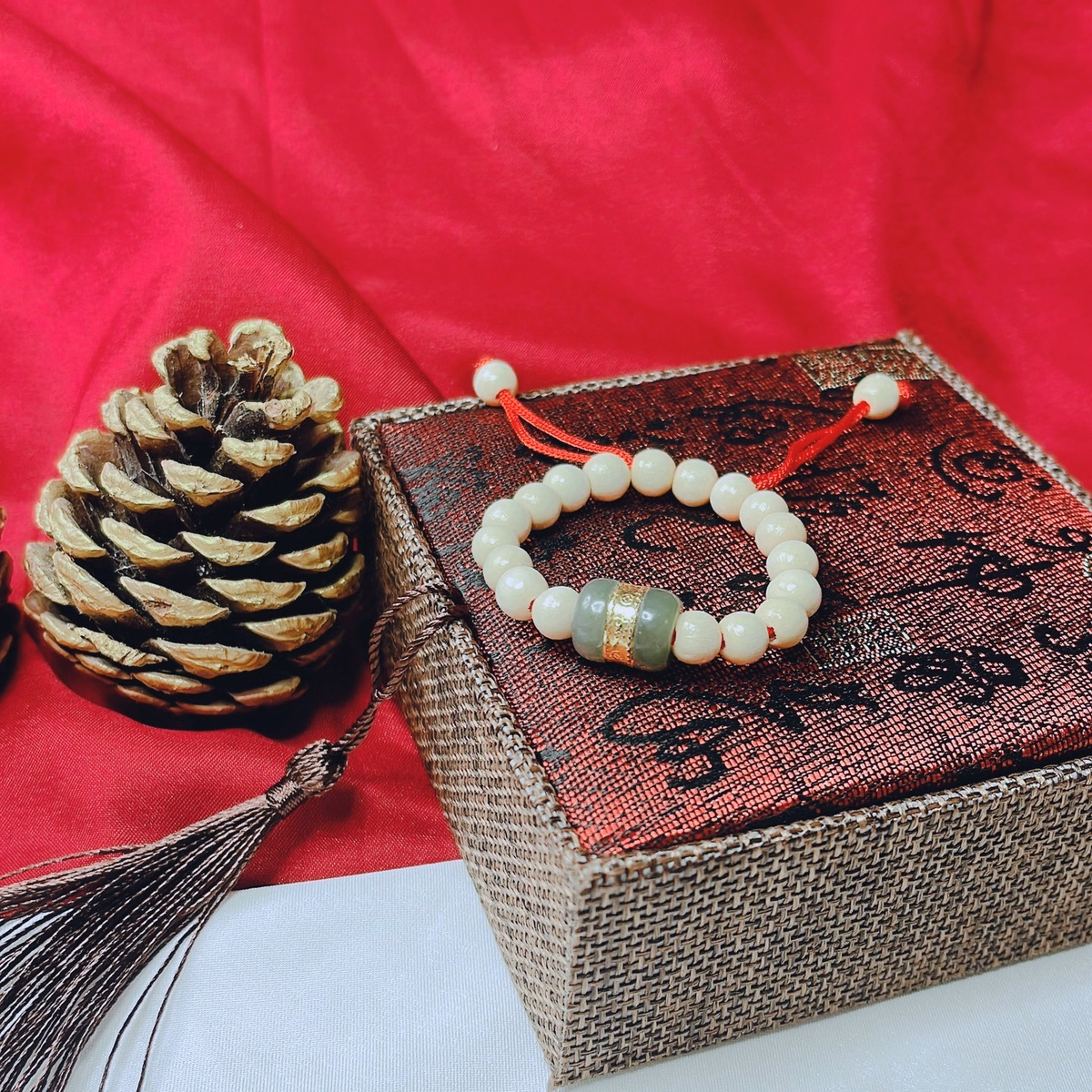 Vòng Tay Dâu Tằm Lu Thống - Thắng Giang - Ảnh 12