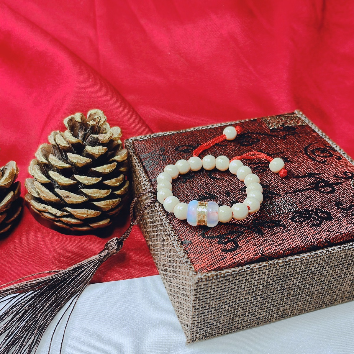 Vòng Tay Dâu Tằm Lu Thống - Thắng Giang - Ảnh 13