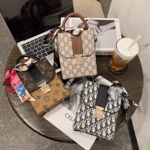 Túi Đựng Điện Thoại Dáng Chữ Nhật Tặng Khăn Lụa Có Dây Đeo Chéo Pp280 - Pipi Store