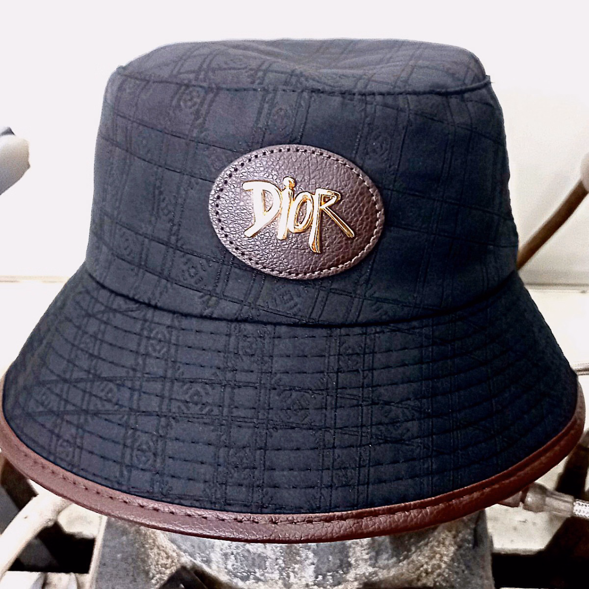 Mũ Bucket, Nón Tai Bèo Vải Kaki Thời Trang Nam Nữ Họa Tiết Logo Dior - Shop Mẹ Bống - Ảnh 2