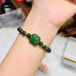 Vòng Tay Cỏ Bốn Lá Ngọc Bích Thiên Nhiên Tết Dây - Thắng Giang