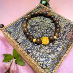 Vòng Tay Trầm Hương Sánh Chìm Thiên Nhiên Phối Charm Sen Bạc Ta Xi Vàng - Thắng Giang