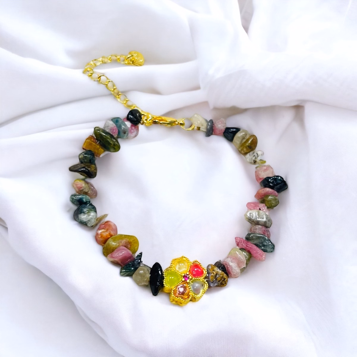 Vòng Tay Charm Hoa Đá Tourmaline Vụn Thiên Nhiên - Thắng Giang - Ảnh 2