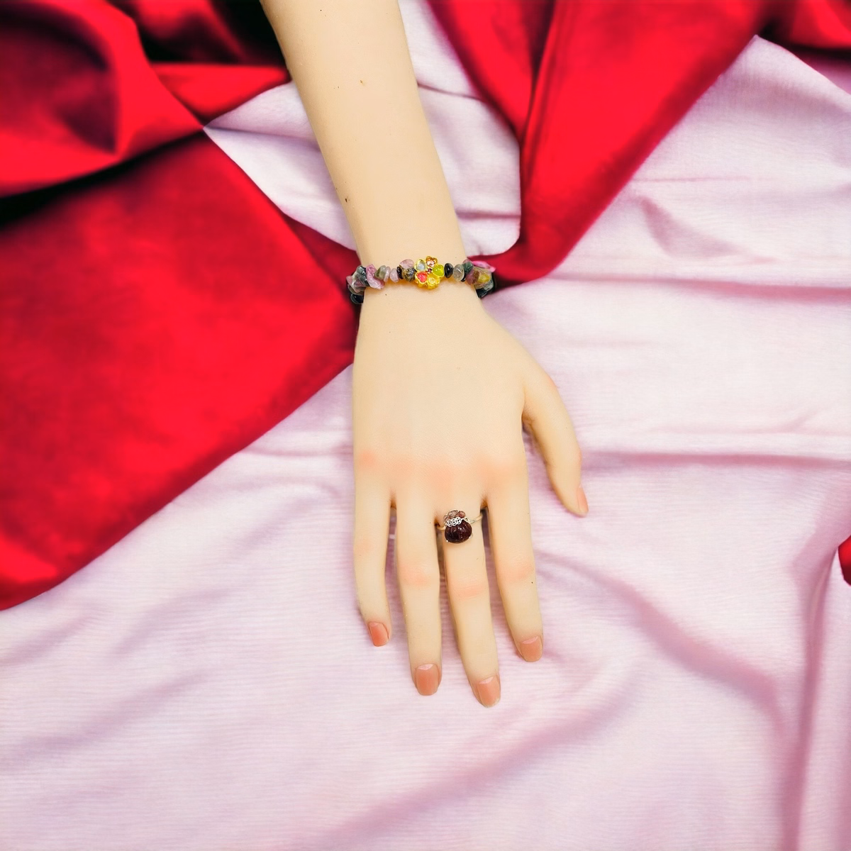 Vòng Tay Charm Hoa Đá Tourmaline Vụn Thiên Nhiên - Thắng Giang - Ảnh 4