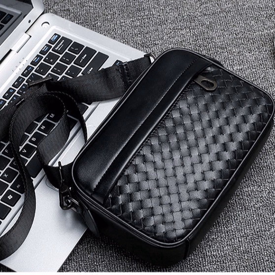 Túi Đeo Chéo, Đeo Vai Nam Nhiều Ngăn Đựng Điện Thoại Phong Cách Wh341 - Winnie House - Ảnh 11