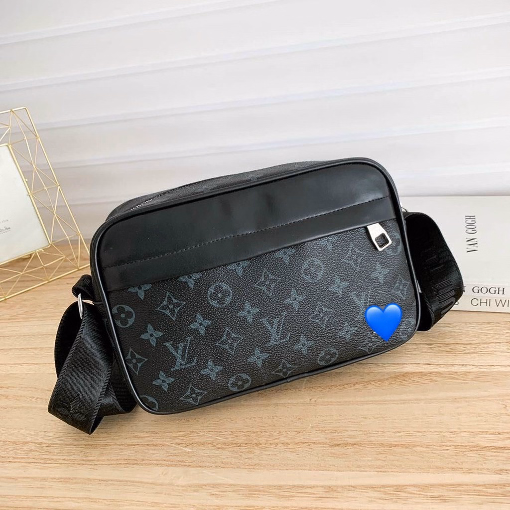 Túi Đeo Chéo, Đeo Vai Nam Nhiều Ngăn Đựng Điện Thoại Phong Cách Wh341 - Winnie House - Ảnh 2