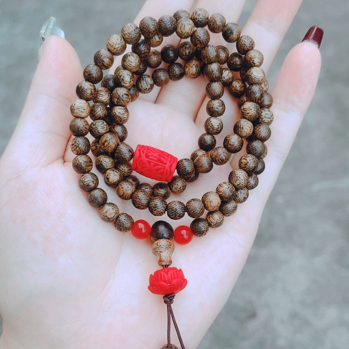 Vòng Tay Lu Thống Sen Chu Sa Phối Trầm Hương Tốc Thiên Nhiên - Thắng Giang - Ảnh 2