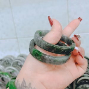 Vòng Tay Ngọc Cẩm Thạch Khói Vân Thiên Nhiên Bản Vuông - Thắng Giang