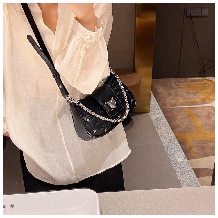 Túi Kẹp Nách, Đeo Vai Phối Xích Khóa Tim Thời Trang Siêu Hiện Đại Pp460 - Pipi Store - Ảnh 11