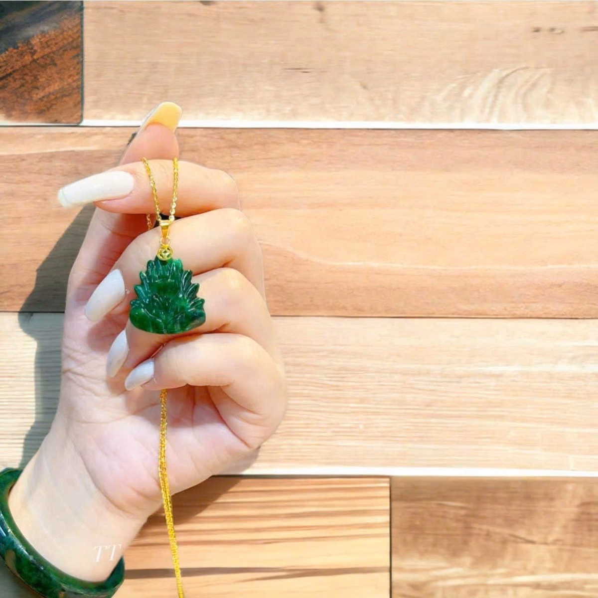 Mặt Dây Chuyền Hồ Ly Chúa Ngọc Cẩm Thạch Sơn Thủy Thiên Nhiên Móc Vàng - Thắng Giang - Ảnh 2