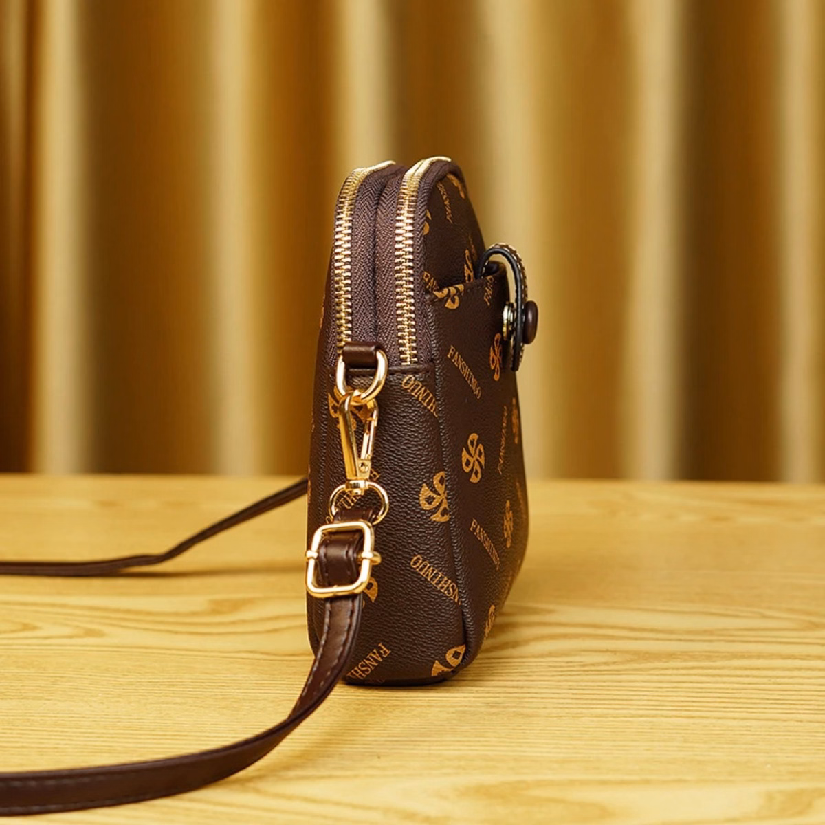 Túi Đeo Chéo Đựng Điện Thoại Họa Tiết Sang Trọng Wh484, W242 - Winnie House - Ảnh 2